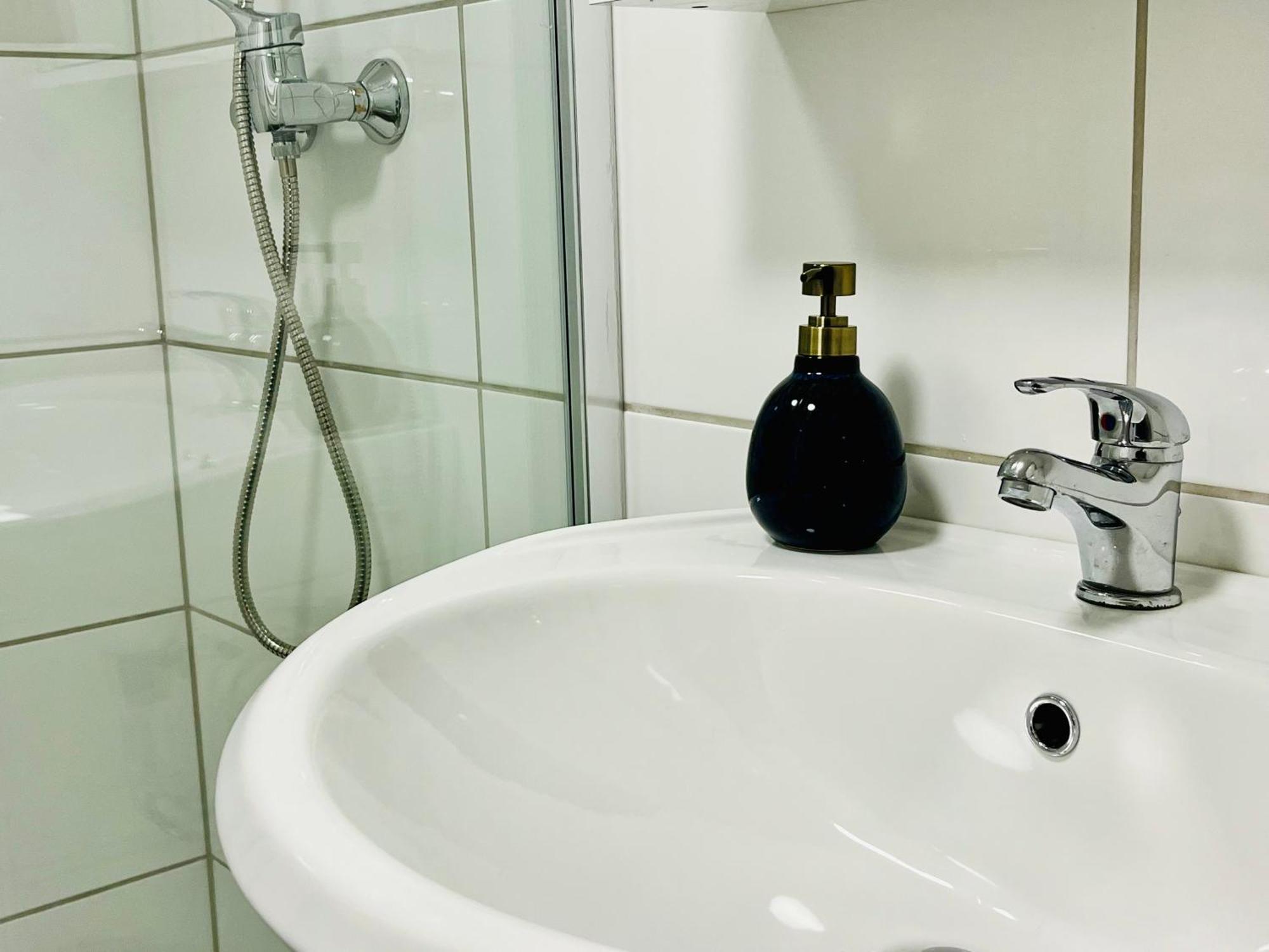 Aycatcherhomes - Top Lage I Zentral I Altstadt Marburg I Naehe Fluss Lahn I Wlan I Parterre Boutique Apartment Orion Экстерьер фото